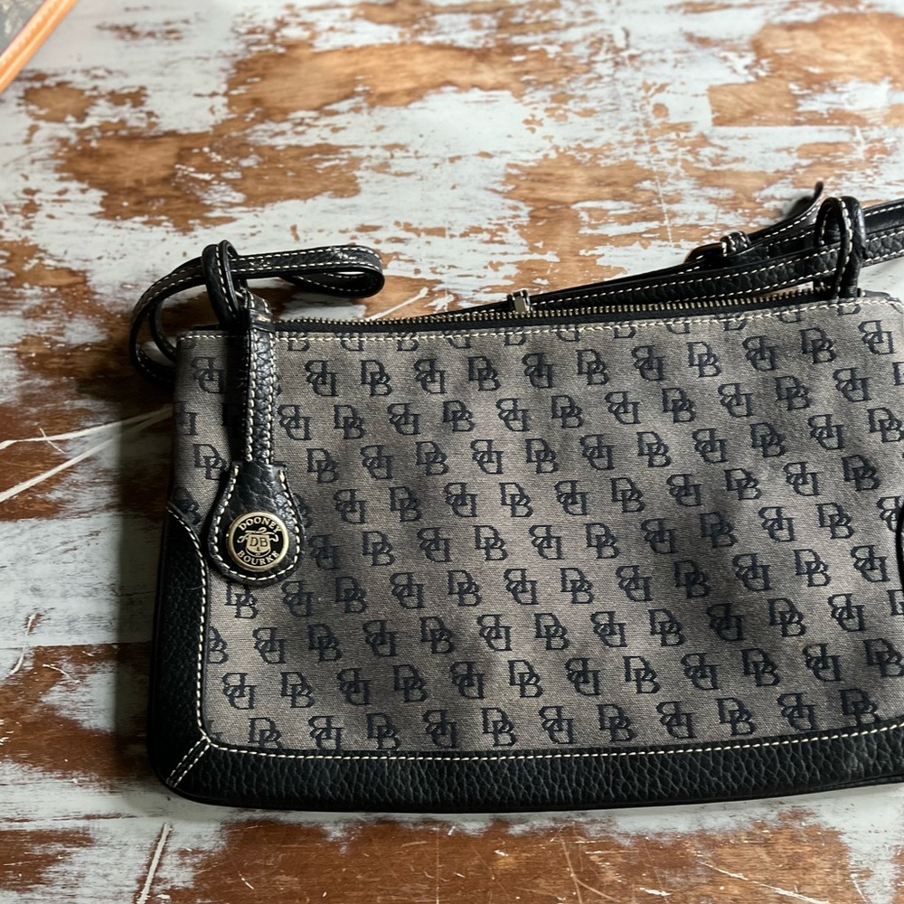 Dooney & Bourke Handbag